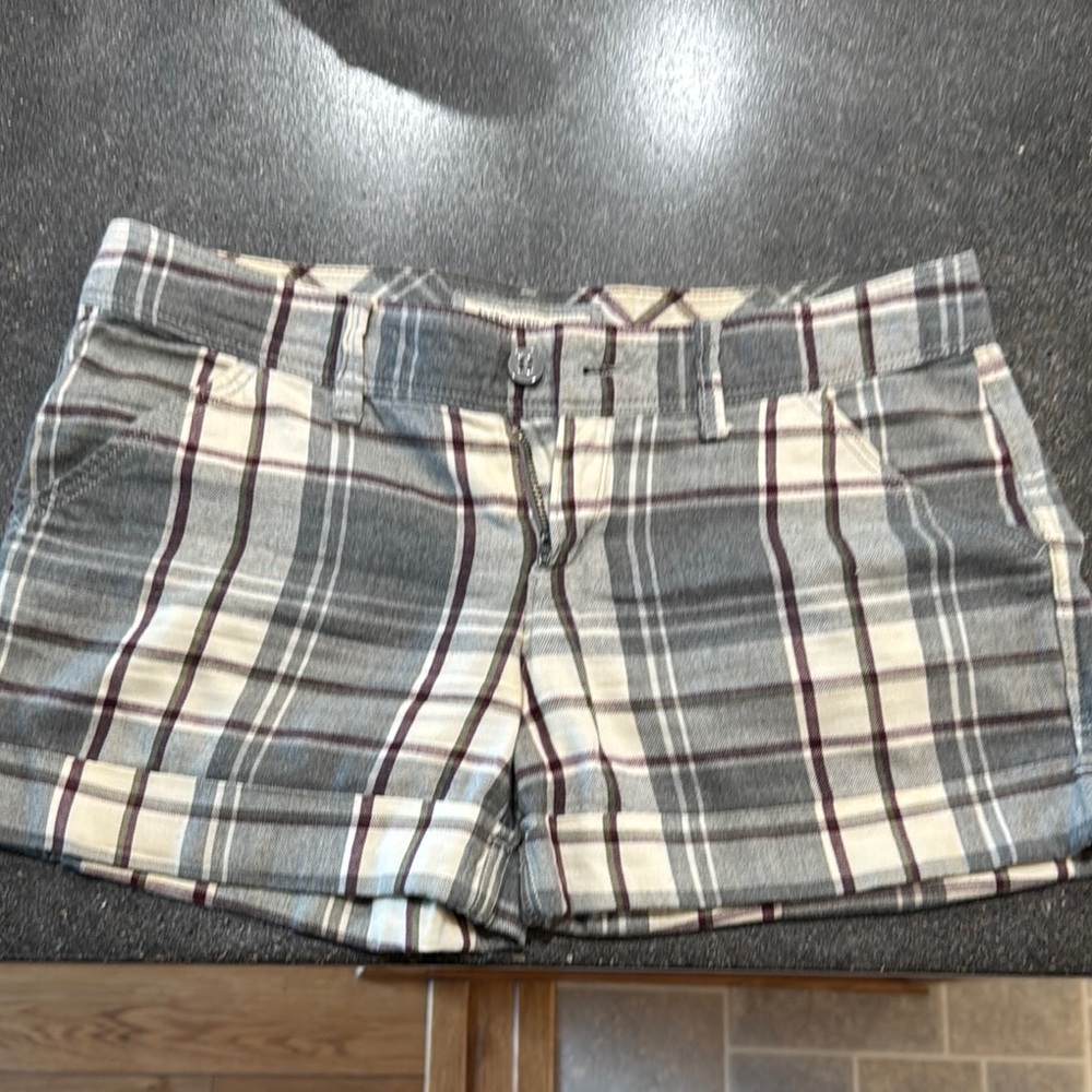 Plaid Women's Shorts - Gray and Cream